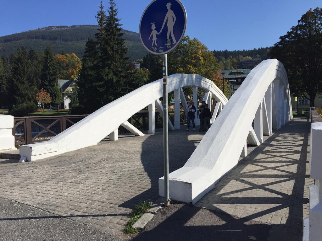 Lucni Dum Apartment Spindleruv Mlyn Bagian luar foto